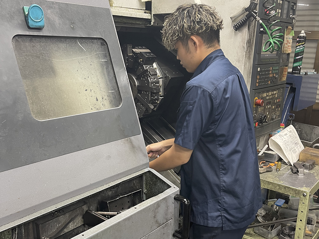 株式会社堀製作所　工場風景14