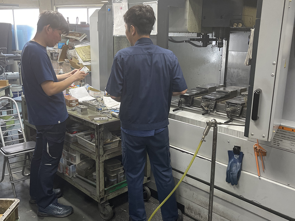 株式会社堀製作所　工場風景10